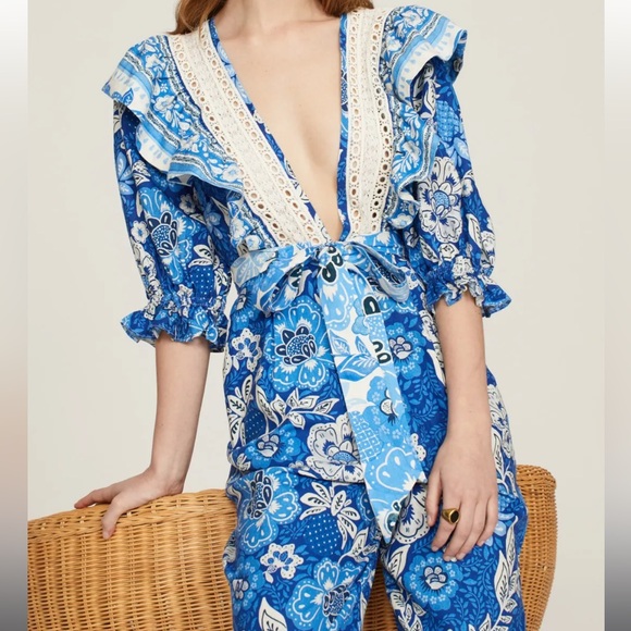 NWT Farm Rio Blue Floral Jumpsuit - Size Medium - Picture 4 of 7